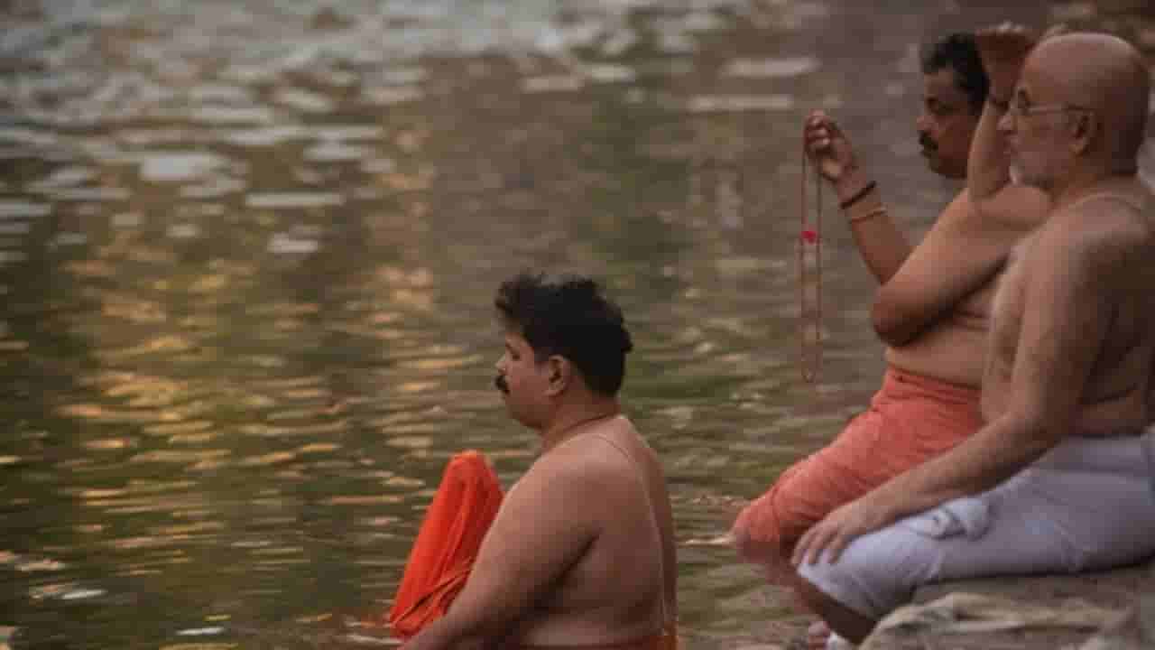 Vaisakha Amavasya 2025: ಪಿತೃ ದೋಷದಿಂದ ಮುಕ್ತಿ ಪಡೆಯಲು ವೈಶಾಖ ಅಮವಾಸ್ಯೆಯಂದು ಈಸರಳ ಪರಿಹಾರ ಮಾಡಿ