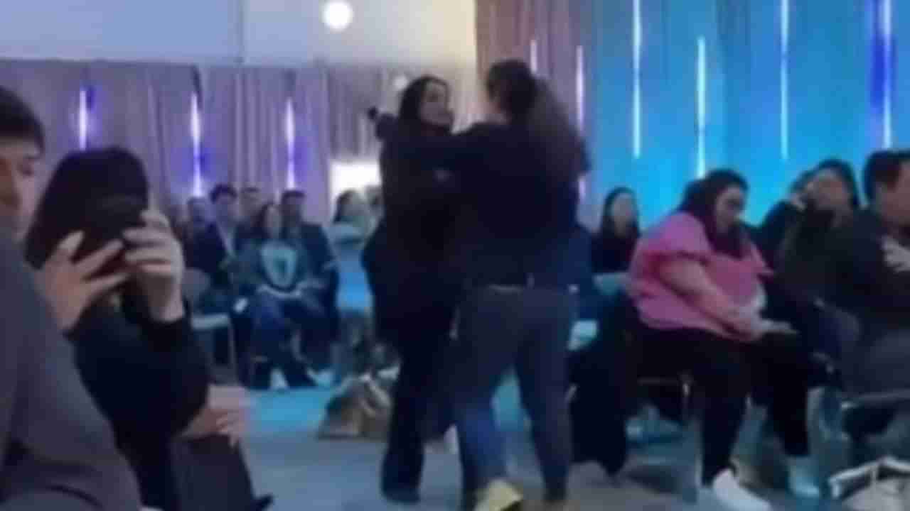 ಮೈಕ್ರೋಸಾಫ್ಟ್ ಸಿಇಒ ವಿರುದ್ಧ ಘೋಷಣೆ ಕೂಗಿ ಕೆಲಸ ಕಳೆದುಕೊಂಡ ಭಾರತೀಯ ಮಹಿಳೆ; ಏನಿದು ವಿವಾದ?