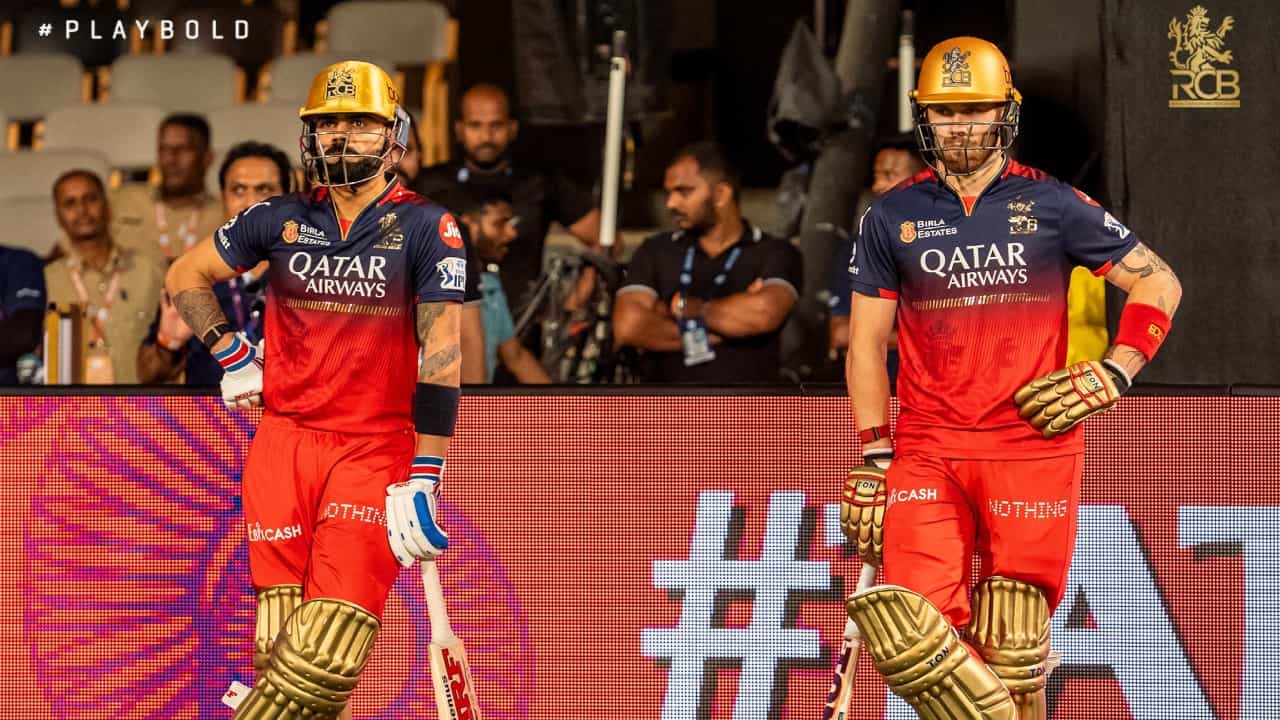 IPL 2025: ಕೇವಲ 3 ಓವರ್ಗಳಲ್ಲಿ 53 ರನ್ ಚಚ್ಚಿದ ಕೊಹ್ಲಿ- ಸಾಲ್ಟ್ IPL 2025: ಕೇವಲ 3 ಓವರ್ಗಳಲ್ಲಿ 53 ರನ್ ಚಚ್ಚಿದ ಕೊಹ್ಲಿ- ಸಾಲ್ಟ್