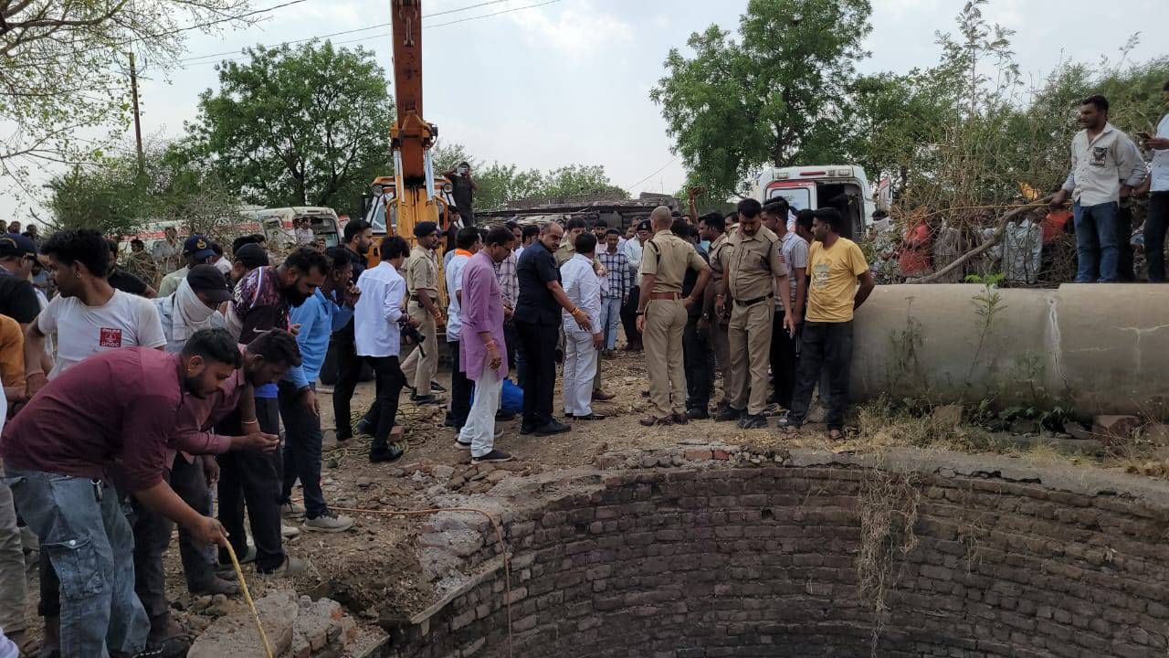 ಮಧ್ಯಪ್ರದೇಶ: ದೇವಸ್ಥಾನಕ್ಕೆ ಹೊರಟಿದ್ದ 12 ಮಂದಿಯ ಬಲಿ ಪಡೆದ ಬಾವಿ