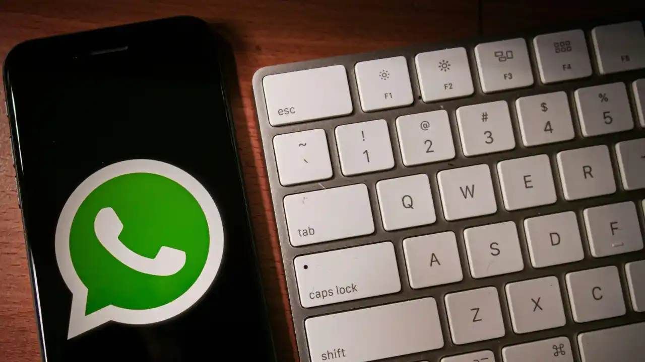 WhatsApp Security Warning: ವಾಟ್ಸ್ಆ್ಯಪ್ ಬಳಕೆದಾರರಿಗೆ ಭಾರತ ಸರ್ಕಾರದಿಂದ ಪ್ರಮುಖ ಭದ್ರತಾ ಎಚ್ಚರಿಕೆ: ತಕ್ಷಣ ಹೀಗೆ ಮಾಡಿ