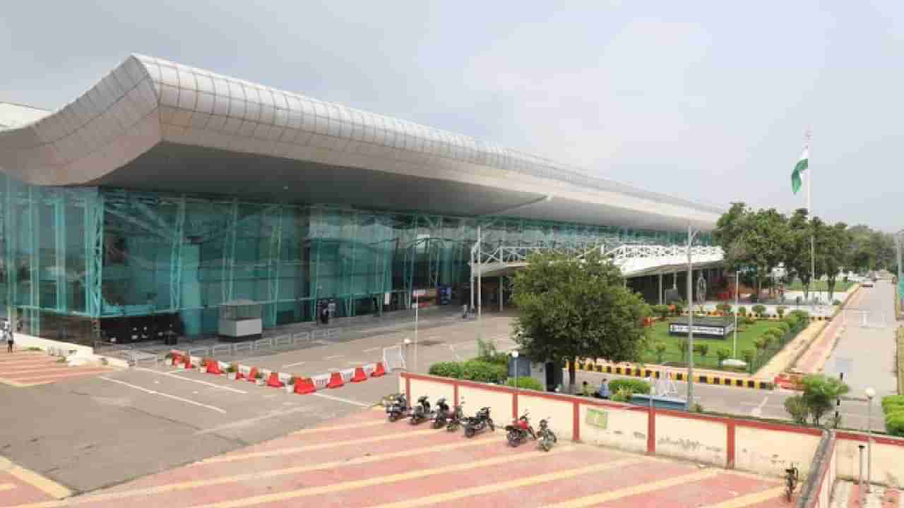 ಭಾರತ-ಪಾಕಿಸ್ತಾನ ಉದ್ವಿಗ್ನತೆ; ಅಮೃತಸರ ವಿಮಾನ ನಿಲ್ದಾಣ, ಕರ್ತಾರ್‌ಪುರ ಕಾರಿಡಾರ್ ಬಂದ್
