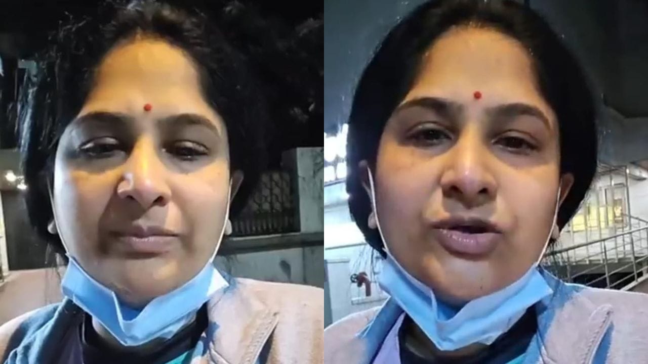 ಕೈಮುಗಿದು ಕೇಳಿಕೊಳ್ಳುತ್ತಿದ್ದೇನೆ, ಆಸ್ಪತ್ರೆಗೆ ವಯಸ್ಸಾದವರನ್ನು ಒಬ್ಬರನ್ನೇ ಕಳಿಸಬೇಡಿ, ಕಣ್ಣೀರು ಹಾಕಿದ ಖ್ಯಾತ ನಿರೂಪಕಿ ಕೈಮುಗಿದು ಕೇಳಿಕೊಳ್ಳುತ್ತಿದ್ದೇನೆ, ಆಸ್ಪತ್ರೆಗೆ ವಯಸ್ಸಾದವರನ್ನು ಒಬ್ಬರನ್ನೇ ಕಳಿಸಬೇಡಿ, ಕಣ್ಣೀರು ಹಾಕಿದ ಖ್ಯಾತ ನಿರೂಪಕಿ