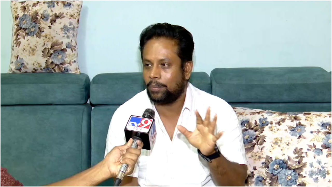 ಮಡೆನೂರು ಮನು ವಿವಾದದಲ್ಲಿ ಅಪ್ಪಣ್ಣ ಹೆಸರು ಕೇಳಿಬಂದಿದ್ದಕ್ಕೆ ನಟನ ಸ್ಪಷ್ಟನೆ ಏನು? ಮಡೆನೂರು ಮನು ವಿವಾದದಲ್ಲಿ ಅಪ್ಪಣ್ಣ ಹೆಸರು ಕೇಳಿಬಂದಿದ್ದಕ್ಕೆ ನಟನ ಸ್ಪಷ್ಟನೆ ಏನು?