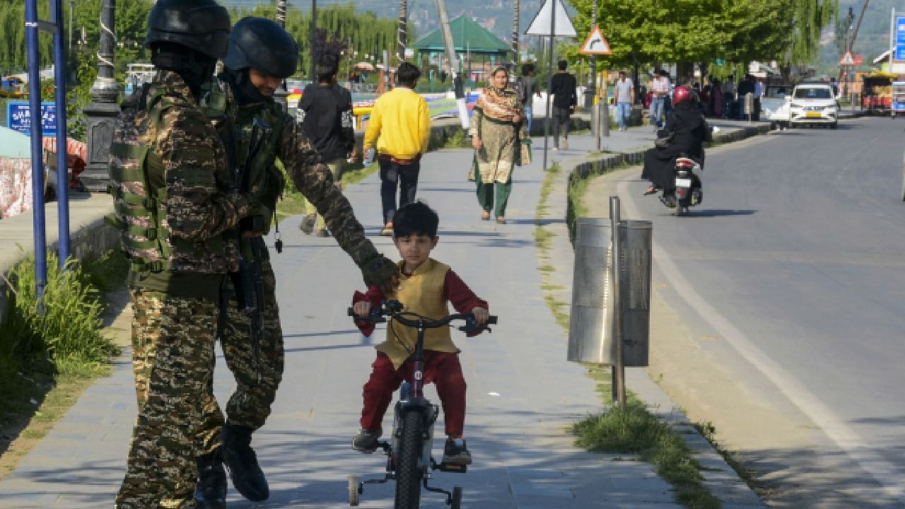ಭದ್ರತಾ ಪಡೆಗಳ ಆತ್ಮಸ್ಥೈರ್ಯ ಕುಗ್ಗಿಸಬೇಡಿ; ಪಹಲ್ಗಾಮ್ ದಾಳಿ ಪ್ರಕರಣದ ವಿಚಾರಣೆಗೆ ಸುಪ್ರೀಂ ಕೋರ್ಟ್ ನಕಾರ