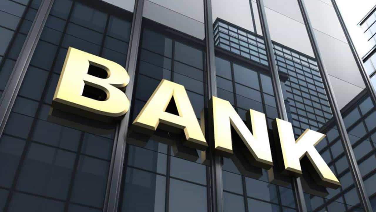 Bank Holidays: 2025ರ ಜೂನ್ ತಿಂಗಳಲ್ಲಿ 13 ದಿನ ಬ್ಯಾಂಕುಗಳಿಗೆ ರಜೆ; ಕರ್ನಾಟಕದಲ್ಲೆಷ್ಟು ರಜೆ? ಇಲ್ಲಿದೆ ಪಟ್ಟಿ