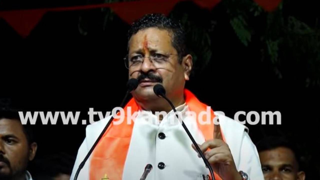 ದೇವರು ಈಶ್ವರಪ್ಪ ಮತ್ತು ನನಗೆ ಒಳ್ಳೆಯ ಸಂತಾನವನ್ನು ದಯಪಾಲಿಸಿದ್ದಾನೆ: ಬಸನಗೌಡ ಪಾಟೀಲ್ ಯತ್ನಾಳ್ ದೇವರು ಈಶ್ವರಪ್ಪ ಮತ್ತು ನನಗೆ ಒಳ್ಳೆಯ ಸಂತಾನವನ್ನು ದಯಪಾಲಿಸಿದ್ದಾನೆ: ಬಸನಗೌಡ ಪಾಟೀಲ್ ಯತ್ನಾಳ್