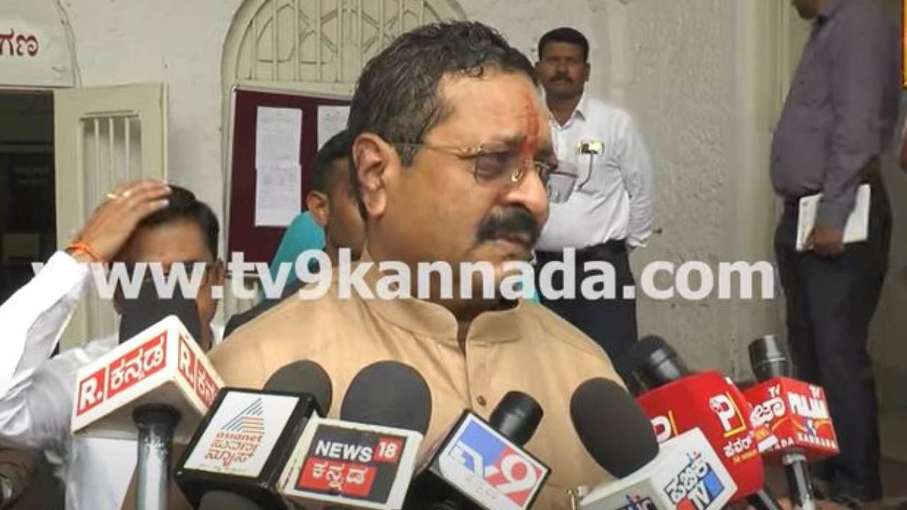 ಬಿಜೆಪಿಗೆ 160 ಸೀಟು ಸಿಗುತ್ತವೆ ಅಂತ ವಿಜಯೇಂದ್ರ ಬೋಗಸ್ ಸಮೀಕ್ಷೆ ಮಾಡಿಸಿದ್ದಾರೆ: ಬಸನಗೌಡ ಯತ್ನಾಳ್