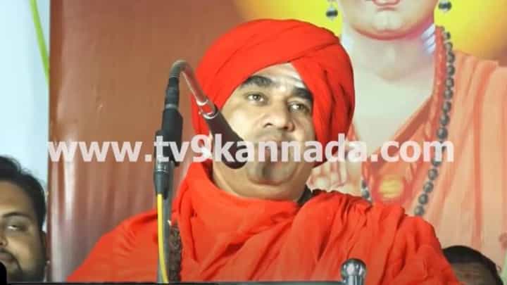ಬಸನಗೌಡ ಯತ್ನಾಳ್ ಕೈ ಬಿಡಬೇಡಿ ಎಂದು ಕೆಲ ಸಂಸದರು ನನಗೆ ಹೇಳಿದ್ದಾರೆ: ಬಸವ ಜಯ ಮೃತ್ಯುಂಜಯ ಸ್ವಾಮೀಜಿ ಬಸನಗೌಡ ಯತ್ನಾಳ್ ಕೈ ಬಿಡಬೇಡಿ ಎಂದು ಕೆಲ ಸಂಸದರು ನನಗೆ ಹೇಳಿದ್ದಾರೆ: ಬಸವ ಜಯ ಮೃತ್ಯುಂಜಯ ಸ್ವಾಮೀಜಿ