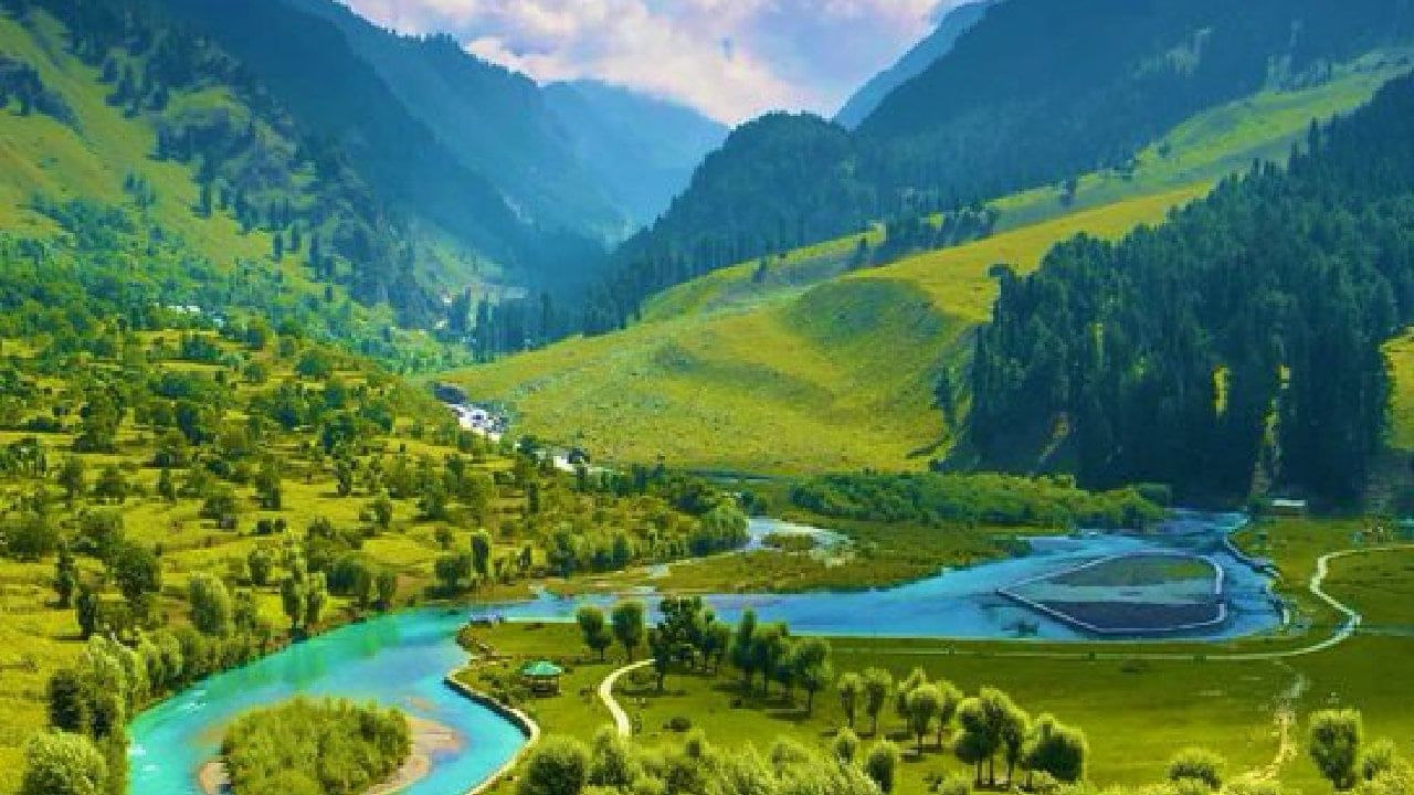 ಉಗ್ರರ ದಾಳಿ ನಡೆದ 1 ತಿಂಗಳ ನಂತರ ಪಹಲ್ಗಾಮ್​ನ ಬೇತಾಬ್ ಕಣಿವೆ ಪ್ರವಾಸಿಗರಿಗೆ ಓಪನ್