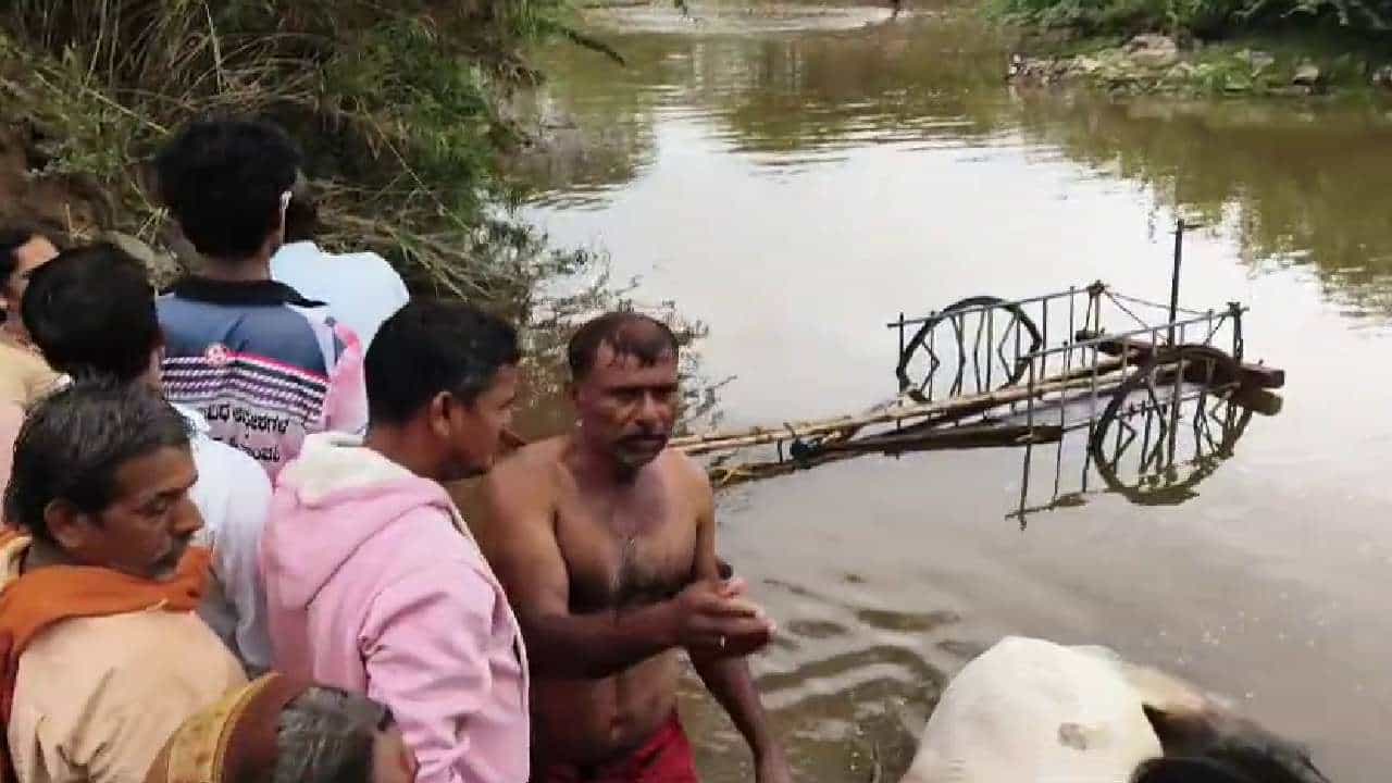 ಬೆಳಗಾವಿ: ಹಳ್ಳದಲ್ಲಿ ಎತ್ತಿನ ಗಾಡಿ ಮಗುಚಿ ಬಿದ್ದು ಇಬ್ಬರು ಮಕ್ಕಳು ಸಾವು