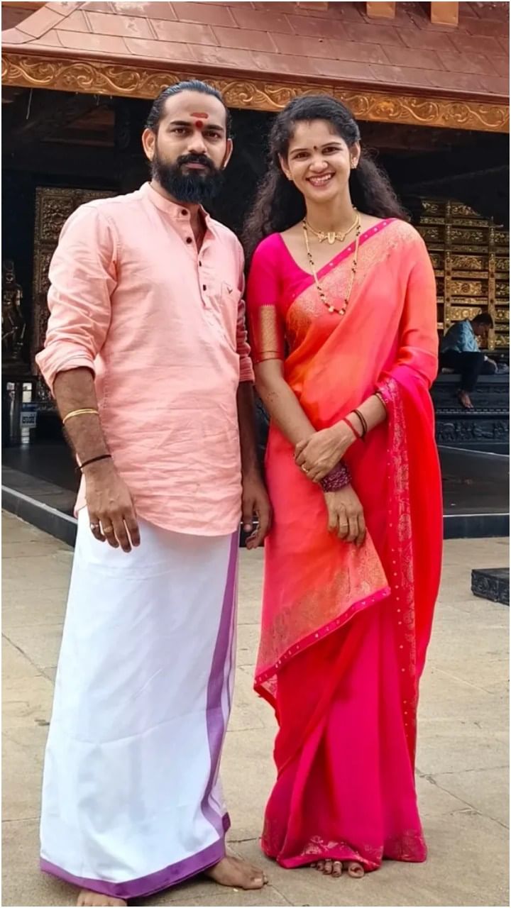 ಶ್ರೀಕಾಂತ್ ಎಂಬುವವರ ಜೊತೆ ಚೈತ್ರಾ ಕುಂದಾಪುರ ಅವರು ವಿವಾಹ ಆಗಿದ್ದಾರೆ.