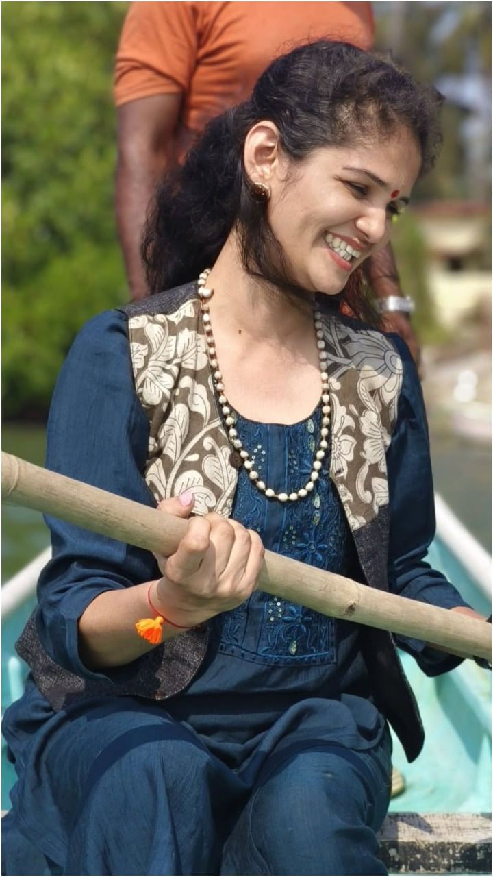 ಚೈತ್ರಾ ಅವರು ಪತಿಯ ಜೊತೆ ಹಾಯಾಗಿ ಸಂಸಾರ ನಡೆಸುತ್ತಾ ಇದ್ದಾರೆ.