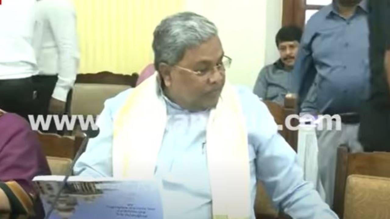 ಮುಖ್ಯಮಂತ್ರಿ ಪ್ರಗತಿ ಪರಿಶೀಲನಾ ಸಭೆ, ಸಮಯಕ್ಕೆ ಸರಿಯಾಗಿ ಆಗಮಿಸದ ಡಿಸಿಎಂ ಮತ್ತು ಕೆಲ ಸಚಿವರು ಮುಖ್ಯಮಂತ್ರಿ ಪ್ರಗತಿ ಪರಿಶೀಲನಾ ಸಭೆ, ಸಮಯಕ್ಕೆ ಸರಿಯಾಗಿ ಆಗಮಿಸದ ಡಿಸಿಎಂ ಮತ್ತು ಕೆಲ ಸಚಿವರು