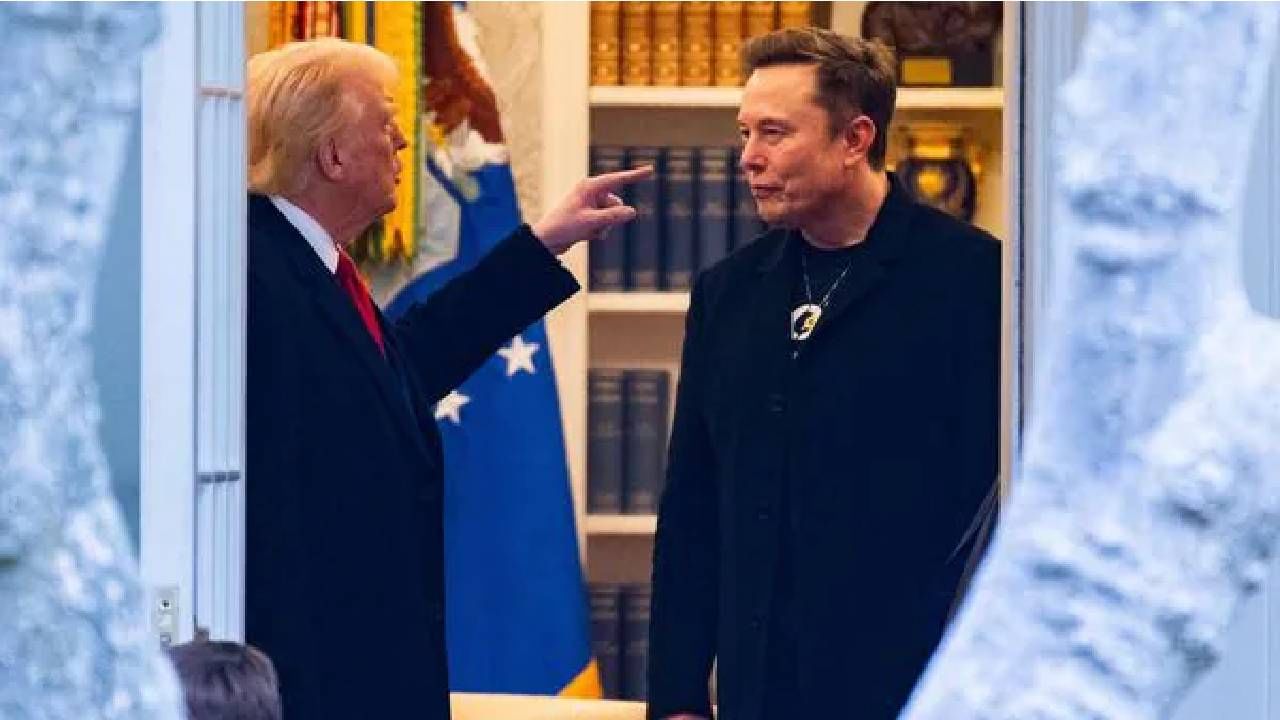 Elon Musk: ಡೊನಾಲ್ಡ್ ಟ್ರಂಪ್ ಆಡಳಿತದಿಂದ ಹೊರ ಬರಲು ಎಲಾನ್ ಮಸ್ಕ್ ನಿರ್ಧಾರ, ಸ್ನೇಹದಲ್ಲಿ ಬಿರುಕು ಮೂಡಿದ್ದೇಕೆ? Elon Musk: ಡೊನಾಲ್ಡ್ ಟ್ರಂಪ್ ಆಡಳಿತದಿಂದ ಹೊರ ಬರಲು ಎಲಾನ್ ಮಸ್ಕ್ ನಿರ್ಧಾರ, ಸ್ನೇಹದಲ್ಲಿ ಬಿರುಕು ಮೂಡಿದ್ದೇಕೆ?