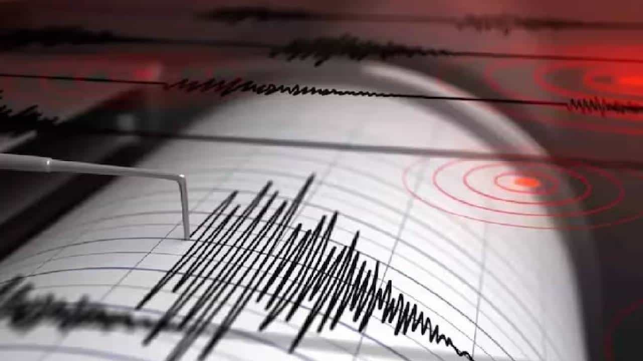 Pakistan Earthquake: ಭಾರತದ ದಾಳಿಯಿಂದ ನಲುಗಿದ್ದ ಪಾಕಿಸ್ತಾನದಲ್ಲಿ ಭೂಕಂಪ Pakistan Earthquake: ಭಾರತದ ದಾಳಿಯಿಂದ ನಲುಗಿದ್ದ ಪಾಕಿಸ್ತಾನದಲ್ಲಿ ಭೂಕಂಪ