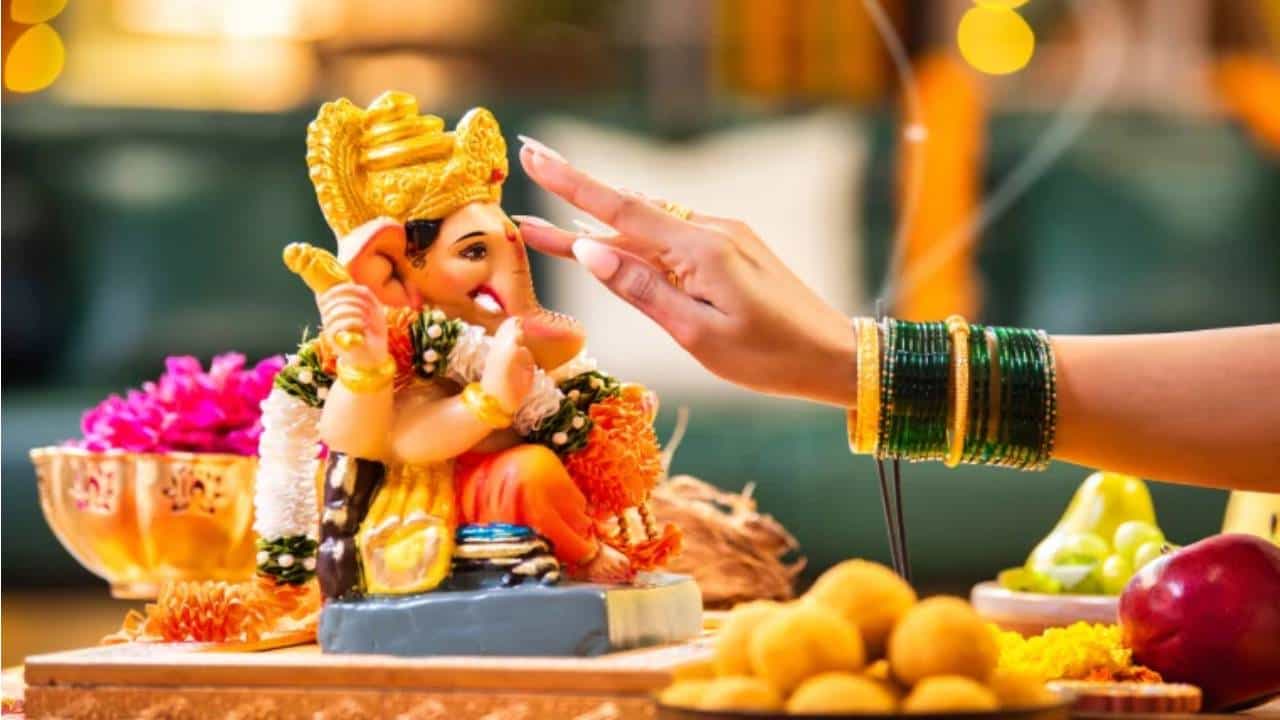 Ganesh Puja: ನಿಮ್ಮ ಜಾತಕದಲ್ಲಿ ಬುಧ ದುರ್ಬಲನಾಗಿದ್ದರೆ, ಬುಧವಾರ ಈ ಪರಿಹಾರಗಳನ್ನು ಮಾಡಿ