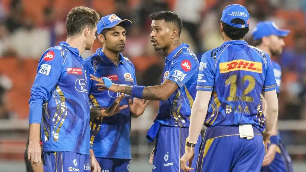 ಕಳೆದ ಶುಕ್ರವಾರ ರಾತ್ರಿ ನಡೆದ ಎಲಿಮಿನೇಟರ್ ಪಂದ್ಯದಲ್ಲಿ ಐದು ಬಾರಿಯ ಐಪಿಎಲ್ ಚಾಂಪಿಯನ್ ಮುಂಬೈ ಇಂಡಿಯನ್ಸ್ ತಂಡ ಗುಜರಾತ್ ಟೈಟಾನ್ಸ್ ತಂಡವನ್ನು ಸೋಲಿಸಿತು. ಗುಜರಾತ್ ಈ ಪಂದ್ಯವನ್ನು 20 ರನ್‌ಗಳಿಂದ ಸೋತು ಟೂರ್ನಿಯಿಂದ ಹೊರಬಿದ್ದಿದೆ. ಈಗ ಮುಂಬೈ ತಂಡವು ಜೂನ್ 1 ರಂದು ಅಹಮದಾಬಾದ್‌ನಲ್ಲಿ ನಡೆಯಲಿರುವ ಎರಡನೇ ಕ್ವಾಲಿಫೈಯರ್‌ನಲ್ಲಿ ಪಂಜಾಬ್ ಕಿಂಗ್ಸ್ ತಂಡವನ್ನು ಎದುರಿಸಲಿದೆ.