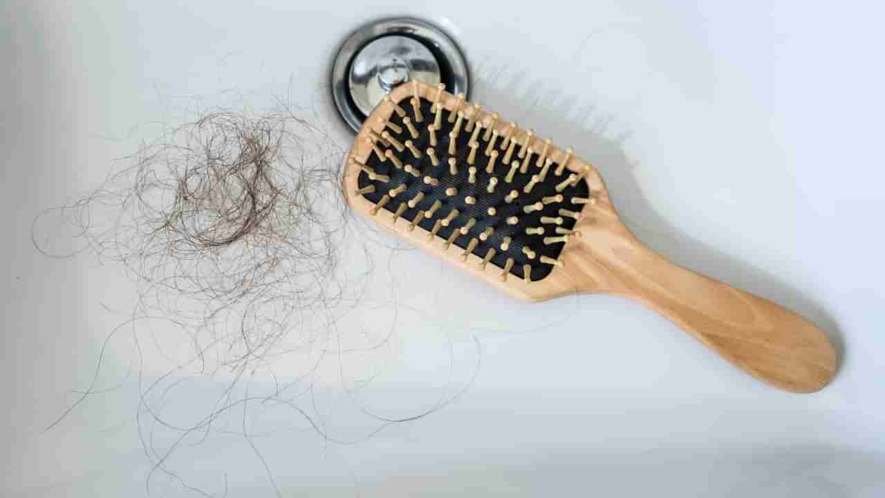 ಯೌವನದಲ್ಲಿರುವಾಗಲೇ ತಲೆ ಬೋಳಾಗಬಹುದು ಎಂಬ ಚಿಂತೆಯೇ? ಇಲ್ಲಿದೆ ಪರಿಹಾರ