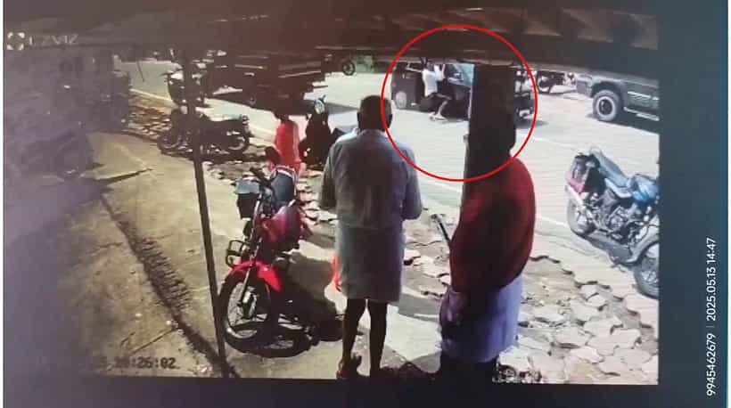 ತಂದೆ ಮುಂದೆಯೇ ಮಗಳ ಕಿಡ್ನಾಪ್, ಕಾರಿನಲ್ಲಿ ಜೋತಾಡಿದ ಅಪ್ಪ: ಹಾಸನ ಪ್ರೇಮ ಕಹಾನಿ ಅನಾಹುತ..!