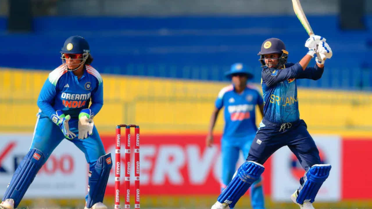 SL vs IND: ಭಾರತ ವಿರುದ್ಧದ ಕೊನೆಯ ಸೋಲಿಗೆ ಸೇಡು ತೀರಿಸಿಕೊಂಡ ಶ್ರೀಲಂಕಾ SL vs IND: ಭಾರತ ವಿರುದ್ಧದ ಕೊನೆಯ ಸೋಲಿಗೆ ಸೇಡು ತೀರಿಸಿಕೊಂಡ ಶ್ರೀಲಂಕಾ