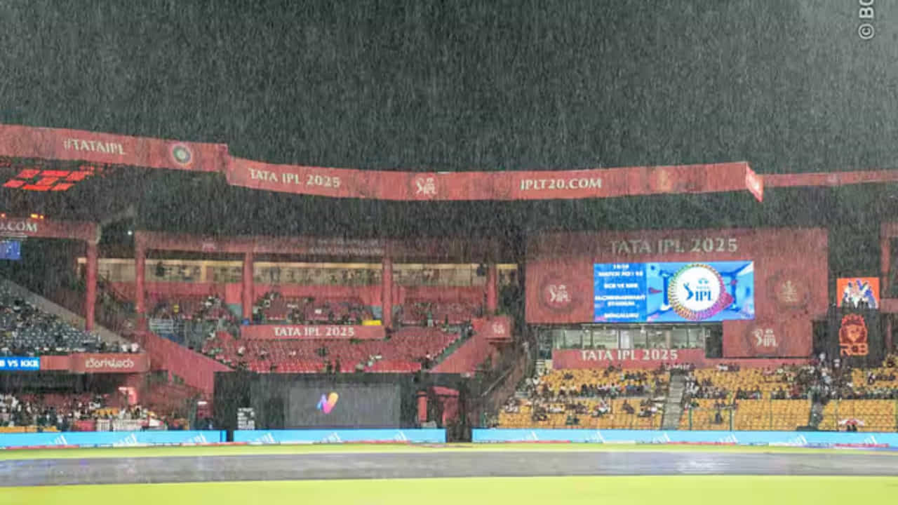 RCB vs KKR Highlights, IPL 2025: ಟಾಸ್ ಕೂಡ ನಡೆಯದೆ ಆರ್​ಸಿಬಿ- ಕೆಕೆಆರ್ ಪಂದ್ಯ ರದ್ದು