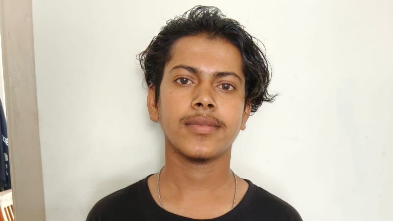 ಧರ್ಮ, ಜನಾಂಗದ ನಡುವೆ ದ್ವೇಷ ಹಬ್ಬಿಸುವ ವಿಡಿಯೋ ಪೋಸ್ಟ್: ಯಾದಗಿರಿ ನಿವಾಸಿ ಜಾಫರ್ ಖಾನ್ ಬಂಧನ ಧರ್ಮ, ಜನಾಂಗದ ನಡುವೆ ದ್ವೇಷ ಹಬ್ಬಿಸುವ ವಿಡಿಯೋ ಪೋಸ್ಟ್: ಯಾದಗಿರಿ ನಿವಾಸಿ ಜಾಫರ್ ಖಾನ್ ಬಂಧನ