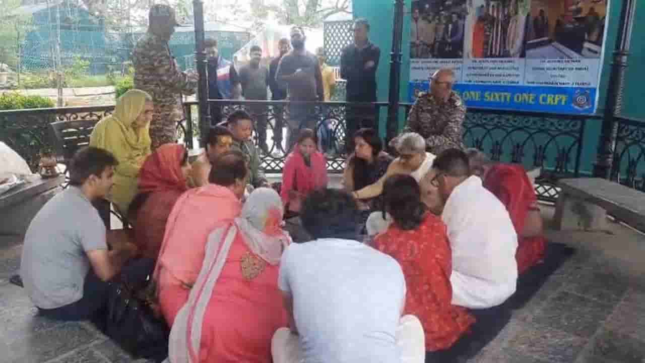 ಕಾಶ್ಮೀರದಲ್ಲಿ ಕನ್ನಡಿಗರಿಂದ ಶಂಕರಾಚಾರ್ಯ ಜಯಂತಿ ಆಚರಣೆ: ಯೋಧರಿಗೆ ಶಕ್ತಿ ತುಂಬಲು, ಶಾಂತಿಗಾಗಿ ವಿಶೇಷ ಪೂಜೆ