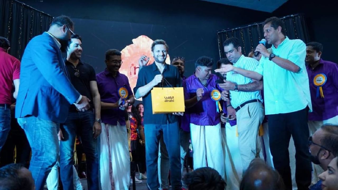 ದುಬೈನಲ್ಲಿ ಪಾಕಿಸ್ತಾನಿ ಕ್ರಿಕೆಟಗರಿಗೆ ಕೇರಳ ಸಮುದಾಯದವರಿಂದ ಅದ್ದೂರಿ ಸ್ವಾಗತ; ನೆಟ್ಟಿಗರಿಂದ ತೀವ್ರ ಆಕ್ರೋಶ