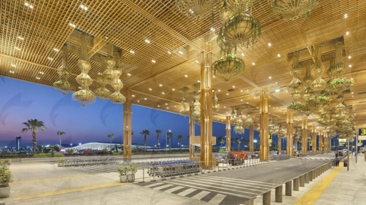 ವಿದೇಶಗಳಿಂದ ಬೆಂಗಳೂರು ವಿಮಾನ ನಿಲ್ದಾಣಕ್ಕೆ ಬಂದವರ ಬಳಿ 3 ಸಾವಿರಕ್ಕೂ ಹೆಚ್ಚು ಆಮೆ, ಉಡ ಪತ್ತೆ! ವಿದೇಶಗಳಿಂದ ಬೆಂಗಳೂರು ವಿಮಾನ ನಿಲ್ದಾಣಕ್ಕೆ ಬಂದವರ ಬಳಿ 3 ಸಾವಿರಕ್ಕೂ ಹೆಚ್ಚು ಆಮೆ, ಉಡ ಪತ್ತೆ!