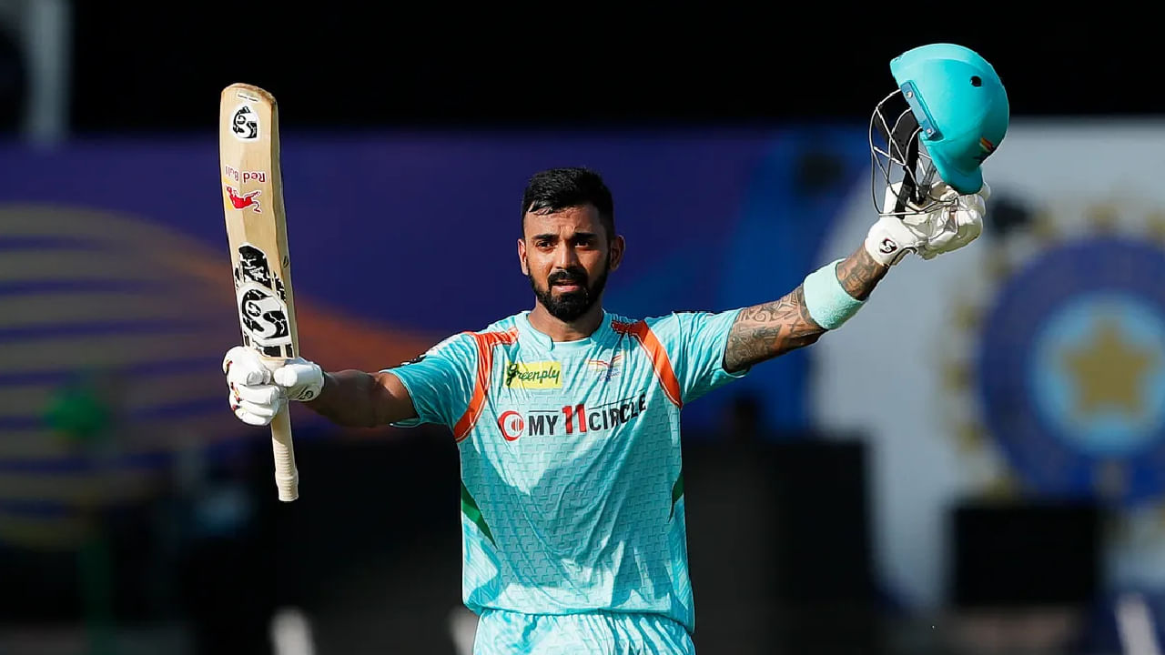 ಇದಾದ ಬಳಿಕ ಲಕ್ನೋ ಸೂಪರ್ ಜೈಂಟ್ಸ್ ಪರ ಕಣಕ್ಕಿಳಿದಿದ್ದ ರಾಹುಲ್ 2022 ರಲ್ಲಿ ಮುಂಬೈ ಇಂಡಿಯನ್ಸ್ ವಿರುದ್ಧ 2 ಶತಕಗಳನ್ನು ಸಿಡಿಸಿದ್ದರು. ಮುಂಬೈ ಇಂಡಿಯನ್ಸ್ ವಿರುದ್ಧದ ಮೊದಲ ಪಂದ್ಯದಲ್ಲಿ 60 ಎಸೆತಗಳಲ್ಲಿ 103 ರನ್ ಬಾರಿಸಿದ್ದ ಕನ್ನಡಿಗ, ಆ ಬಳಿಕ ಮುಂಬೈ ಇಂಡಿಯನ್ಸ್ ವಿರುದ್ಧವೇ ದ್ವಿತೀಯ ಪಂದ್ಯದಲ್ಲಿ 62 ಎಸೆತಗಳಲ್ಲಿ 103 ರನ್ ಚಚ್ಚಿದ್ದರು.