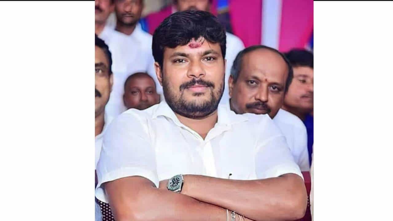 ಆಪರೇಷನ್ ಸಿಂದೂರ್ ಬಗ್ಗೆ ವಿವಾದಾತ್ಮ ಹೇಳಿಕೆ: ಶಾಸಕ ಕೊತ್ತೂರು ಮಂಜುನಾಥ್ ವಿರುದ್ಧ ದೂರು ಆಪರೇಷನ್ ಸಿಂದೂರ್ ಬಗ್ಗೆ ವಿವಾದಾತ್ಮ ಹೇಳಿಕೆ: ಶಾಸಕ ಕೊತ್ತೂರು ಮಂಜುನಾಥ್ ವಿರುದ್ಧ ದೂರು