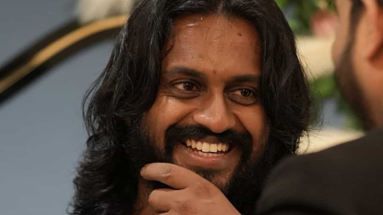 ಸ್ಟಾರ್ ನಟರ ಬಗ್ಗೆ ತುಚ್ಛ ಮಾತು, ಮಡೆನೂರು ಮನು ಅದ್ದು ಎನ್ನಲಾದ ಆಡಿಯೋ ವೈರಲ್ ಸ್ಟಾರ್ ನಟರ ಬಗ್ಗೆ ತುಚ್ಛ ಮಾತು, ಮಡೆನೂರು ಮನು ಅದ್ದು ಎನ್ನಲಾದ ಆಡಿಯೋ ವೈರಲ್