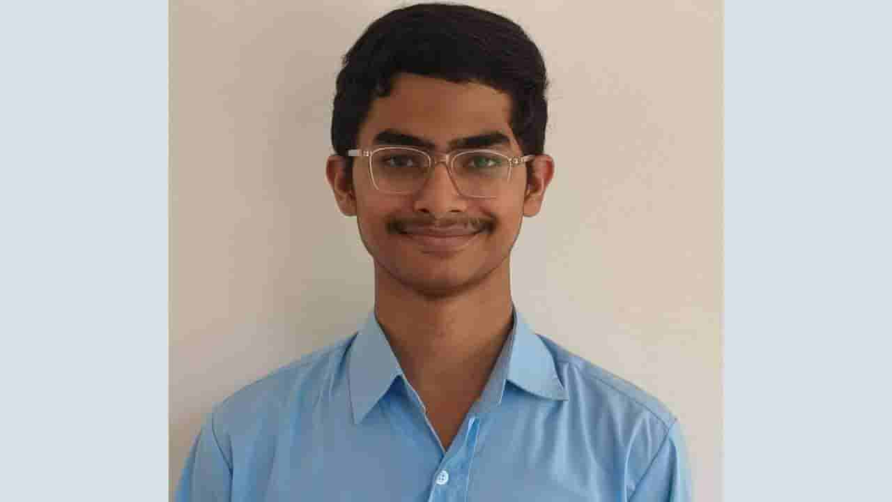 ಎಸ್​ಎಸ್​ಎಲ್​ಸಿ ಪರೀಕ್ಷೆಯಲ್ಲಿ ನಾಲ್ಕನೇ ಸ್ಥಾನ ಗಳಿಸಿದ್ದ ವಿದ್ಯಾರ್ಥಿ ಮರು ಮೌಲ್ಯಮಾಪನದಲ್ಲಿ ರಾಜ್ಯಕ್ಕೆ ಪ್ರಥಮ