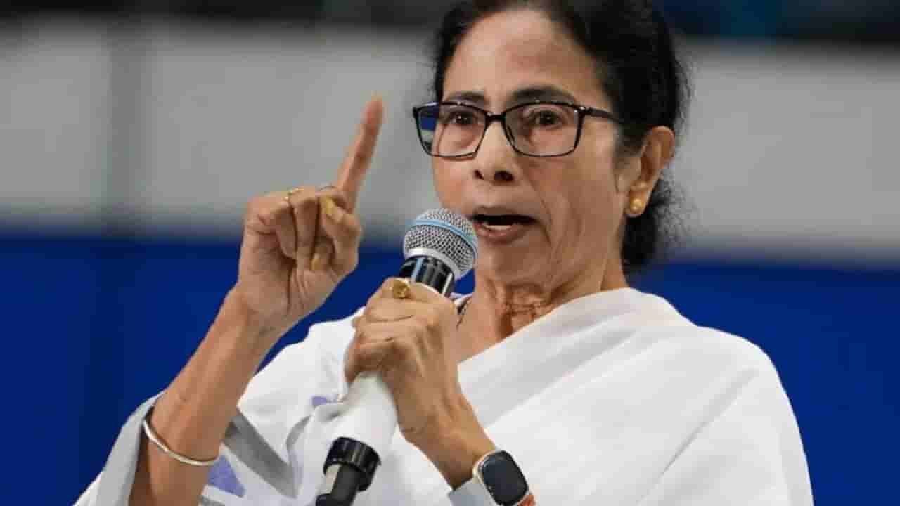 ಜಗತ್ತಿನ ಮುಂದೆ ಪಾಕ್ ಮುಖವಾಡ ಕಳಚಲು ನಮ್ಮ ಸಂಸದರನ್ನು ಕಳಿಸೋದಿಲ್ಲ ಎಂದ ಮಮತಾ ಬ್ಯಾನರ್ಜಿ