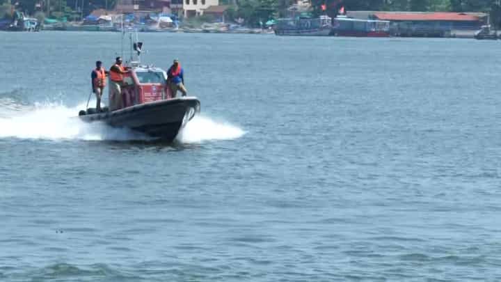 ಆಪರೇಷನ್ ಸಿಂಧೂರ್: ರಾಜ್ಯದ ಕರಾವಳಿಯಲ್ಲಿ ಕಾವಲು ಪಡೆ ತೀವ್ರ ನಿಗಾ ಆಪರೇಷನ್ ಸಿಂಧೂರ್: ರಾಜ್ಯದ ಕರಾವಳಿಯಲ್ಲಿ ಕಾವಲು ಪಡೆ ತೀವ್ರ ನಿಗಾ