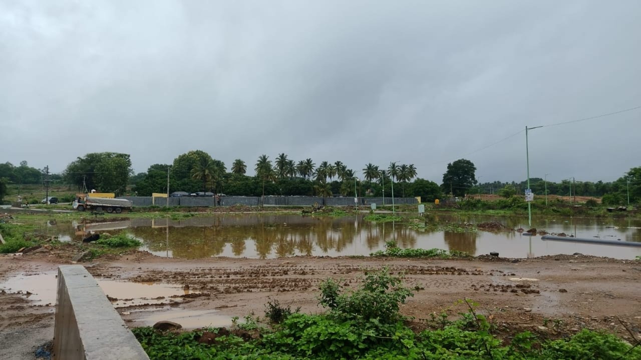 ನಿರ್ಮಾಣ ಹಂತದ ನಾಡಪ್ರಭು ಕೆಂಪೇಗೌಡ ಲೇಔಟ್​ನಲ್ಲೂ ಜಲ ಪ್ರವಾಹ