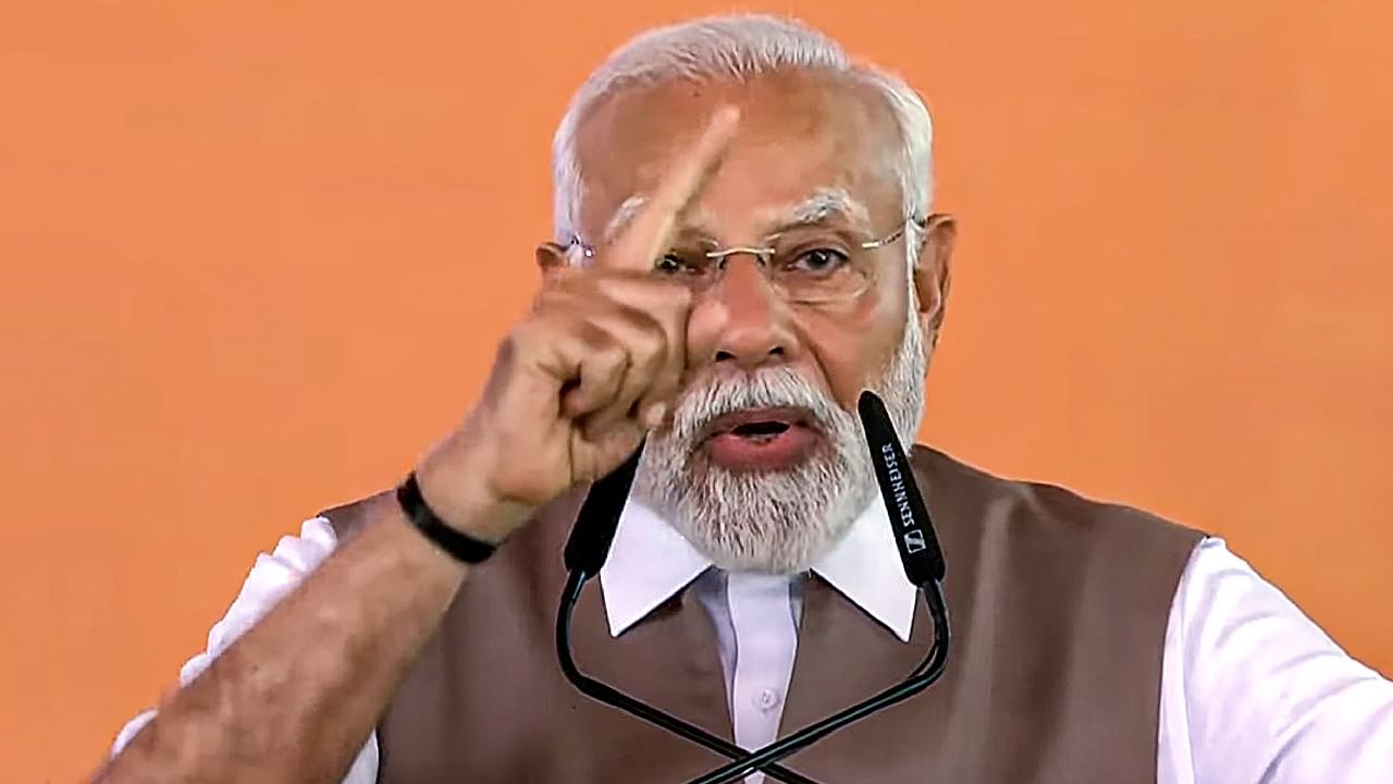 ಆಪರೇಷನ್ ಸಿಂಧೂರ್ ಇನ್ನೂ ಮುಗಿದಿಲ್ಲ; ಕಾನ್ಪುರದಲ್ಲಿ ಪಾಕಿಸ್ತಾನಕ್ಕೆ ಪ್ರಧಾನಿ ಮೋದಿ ಎಚ್ಚರಿಕೆ ಆಪರೇಷನ್ ಸಿಂಧೂರ್ ಇನ್ನೂ ಮುಗಿದಿಲ್ಲ; ಕಾನ್ಪುರದಲ್ಲಿ ಪಾಕಿಸ್ತಾನಕ್ಕೆ ಪ್ರಧಾನಿ ಮೋದಿ ಎಚ್ಚರಿಕೆ