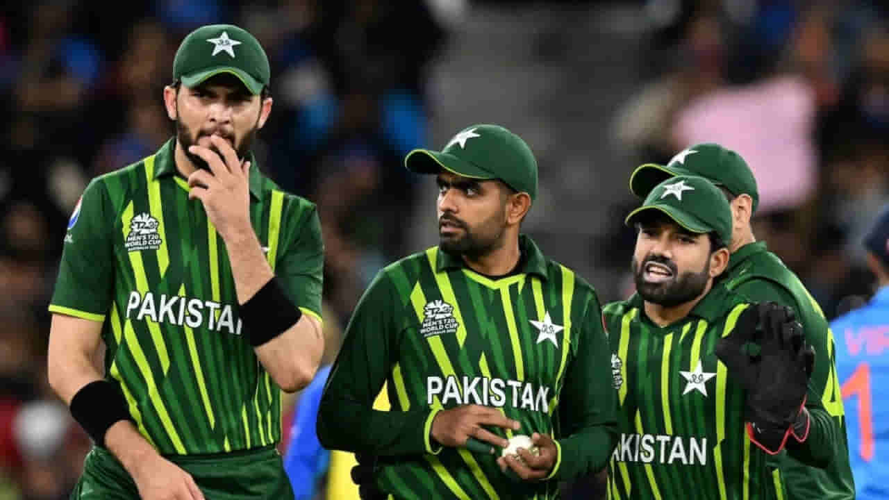 ಬಾಬರ್, ರಿಜ್ವಾನ್, ಅಫ್ರಿದಿ ಸೇರಿದಂತೆ ಪಾಕ್ ಕ್ರಿಕೆಟಿಗರ ಇನ್ಸ್ಟಾಗ್ರಾಮ್ ಖಾತೆ ಭಾರತದಲ್ಲಿ ಬ್ಯಾನ್