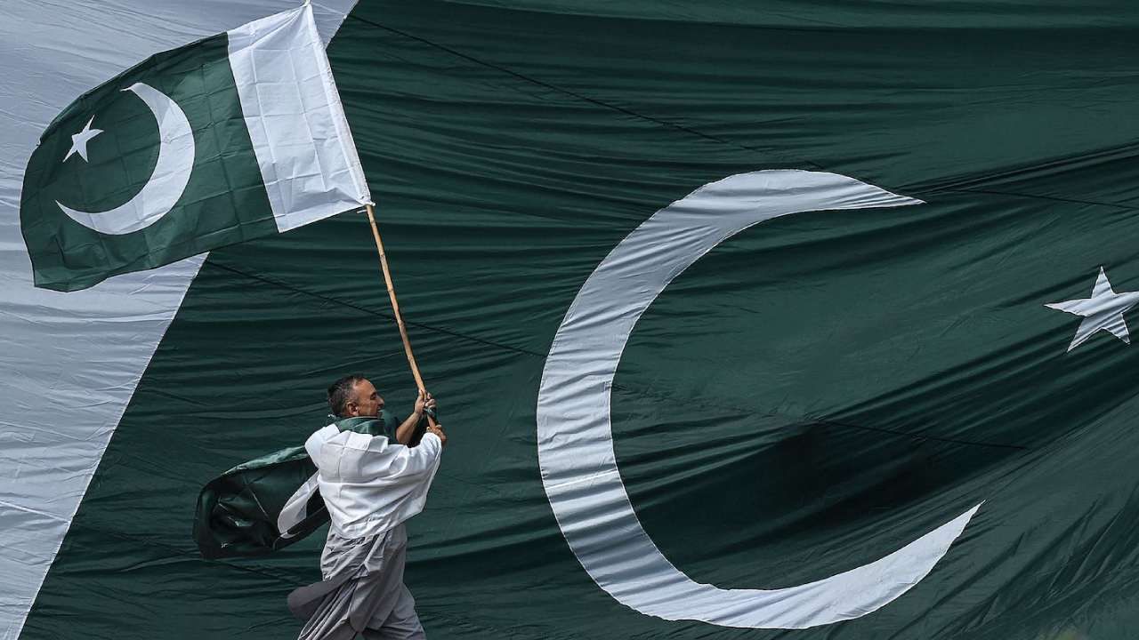 Pakistan Stock Market: ಭಾರತದ ಆಪರೇಷನ್ ಸಿಂದೂರ; ಪಾಕಿಸ್ತಾನ ಷೇರುಪೇಟೆ ತತ್ತರ; ಕರಾಚಿ ಇಂಡೆಕ್ಸ್ ಸಖತ್ ಕುಸಿತ