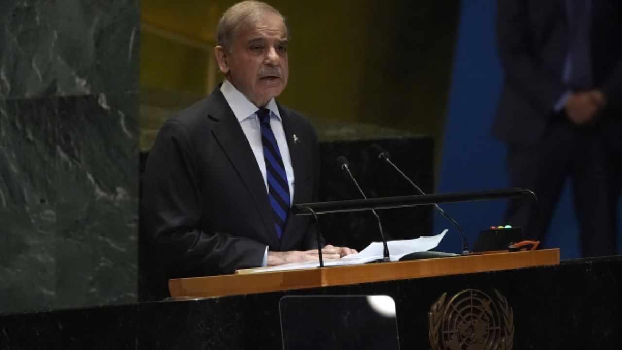 ಭಾರತದಿಂದ ವೈಮಾನಿಕ ದಾಳಿ ಭೀತಿ; ಪಾಕಿಸ್ತಾನದಿಂದ ಗಡಿಯಲ್ಲಿ ತುರ್ತು ಸೈರನ್ ಅಳವಡಿಕೆ ಭಾರತದಿಂದ ವೈಮಾನಿಕ ದಾಳಿ ಭೀತಿ; ಪಾಕಿಸ್ತಾನದಿಂದ ಗಡಿಯಲ್ಲಿ ತುರ್ತು ಸೈರನ್ ಅಳವಡಿಕೆ