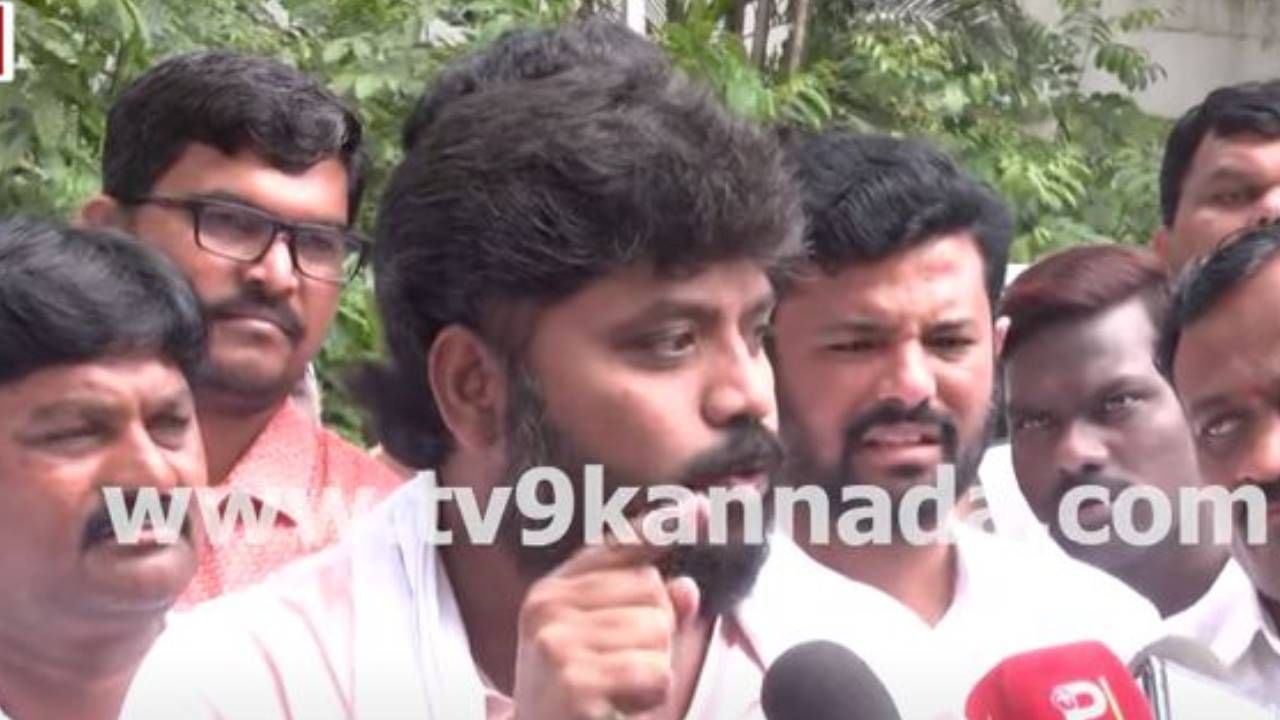 ನಾನೊಬ್ಬ ಸಂಸ್ಕಾರವಂತ ಹಾಗಾಗಿ ನಾರಾಯಣಸ್ವಾಮಿ ಚಲವಾದಿಯವರನ್ನು ನಾಯಿ ಅನ್ನಲ್ಲ: ಪ್ರದೀಪ್ ಈಶ್ವರ್