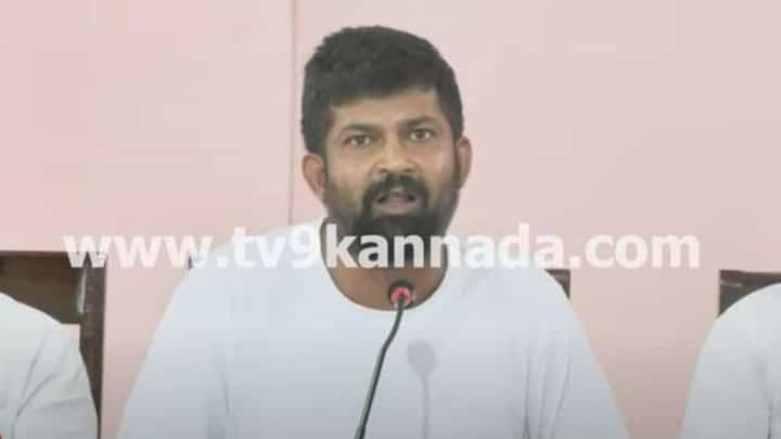 ಎರಡು ವರ್ಷವಾದರೂ ಕಾಂಗ್ರೆಸ್ ಸರ್ಕಾರಕ್ಕೆ ಬಿಜೆಪಿ ವಿರುದ್ಧ ಮಾಡಿದ ಆರೋಪ ಪ್ರೂವ್ ಮಾಡಲಾಗಿಲ್ಲ: ಪ್ರತಾಪ್ ಸಿಂಹ ಎರಡು ವರ್ಷವಾದರೂ ಕಾಂಗ್ರೆಸ್ ಸರ್ಕಾರಕ್ಕೆ ಬಿಜೆಪಿ ವಿರುದ್ಧ ಮಾಡಿದ ಆರೋಪ ಪ್ರೂವ್ ಮಾಡಲಾಗಿಲ್ಲ: ಪ್ರತಾಪ್ ಸಿಂಹ
