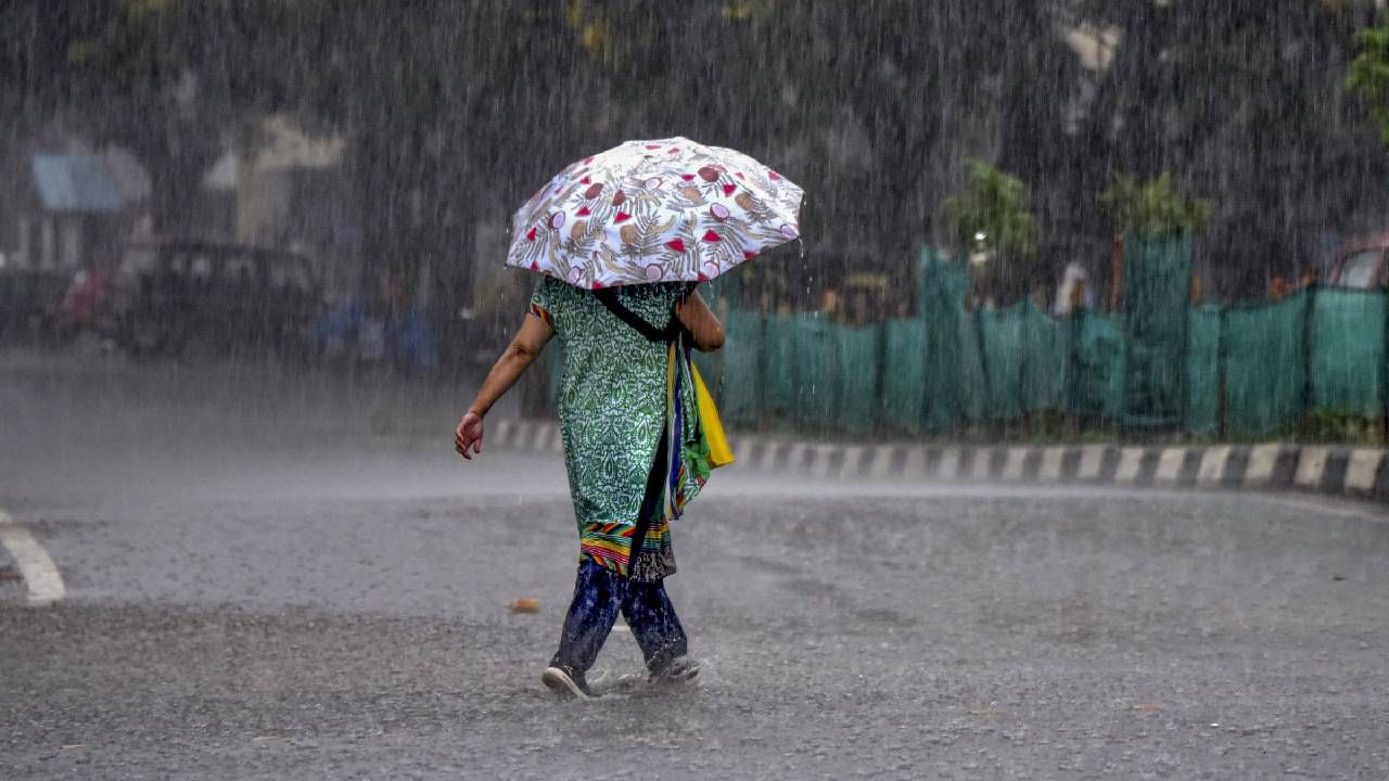 Karnataka Rains:ಕರ್ನಾಟಕದಾದ್ಯಂತ ಮೇ 6ರಿಂದ ಭಾರಿ ಮಳೆ , ಬೆಂಗಳೂರು ಸೇರಿ 12 ಜಿಲ್ಲೆಗಳಿಗೆ ಆರೆಂಜ್ ಅಲರ್ಟ್​