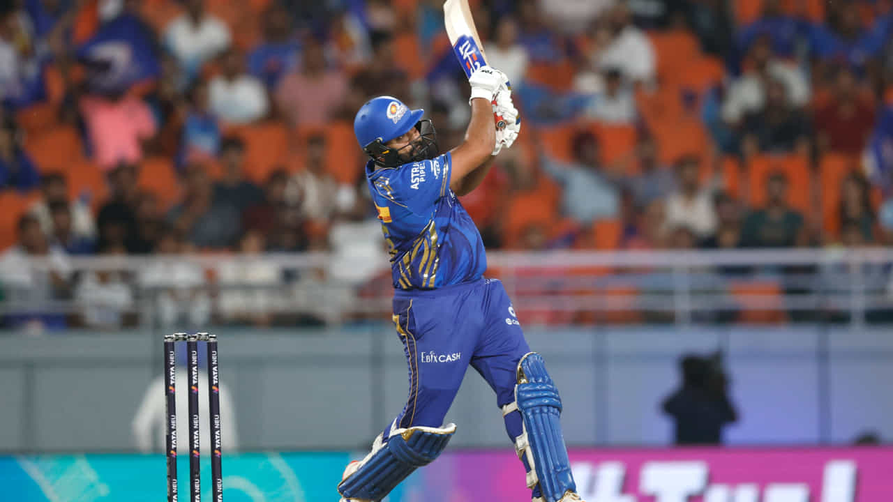 IPL 2025: ಸಿಕ್ಸರ್‌ಗಳ ತ್ರಿಶತಕ; ಐಪಿಎಲ್‌ನಲ್ಲಿ ಮತ್ತೊಂದು ದಾಖಲೆ ಬರೆದ ರೋಹಿತ್ ಶರ್ಮಾ