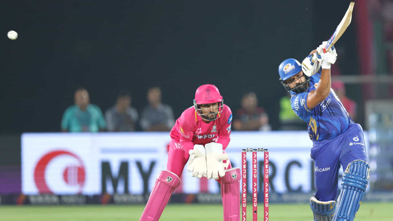 IPL 2025: ಕೊದಲೆಳೆ ಅಂತರದಲ್ಲಿ ಸಿಕ್ಕ ಜೀವದಾನ; ವಿಶೇಷ ದಾಖಲೆ ಬರೆದ ರೋಹಿತ್ ಶರ್ಮಾ