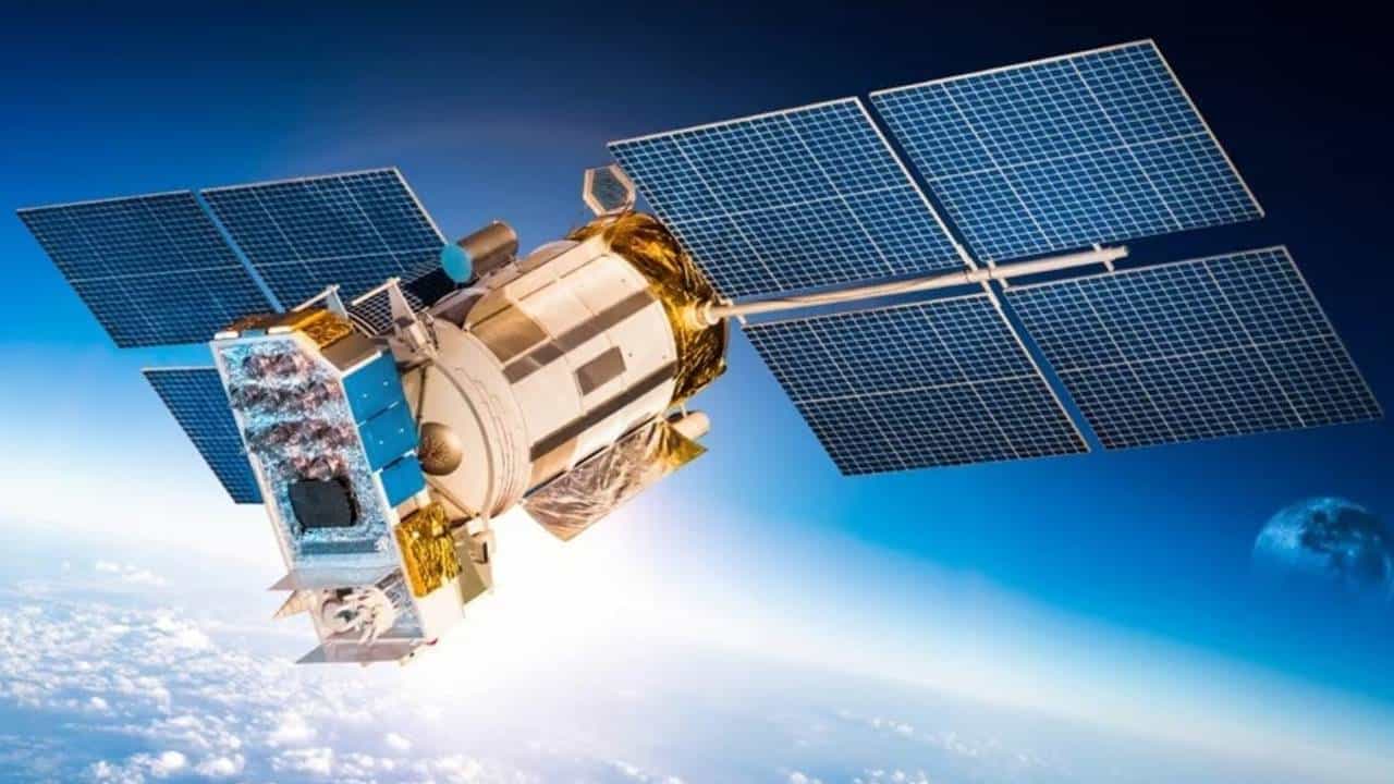Spy Satellites: ಶತ್ರುಗಳ ಮೇಲೆ ಕಣ್ಣಿಡಲು 52 ಸ್ಪೈ ಸೆಟಿಲೈಟ್​​ಗಳ ನಿಯೋಜನೆಗೆ ಭಾರತ ನಿರ್ಧಾರ
