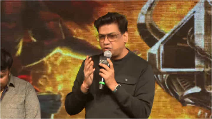 ಇದು ಬರೀ ಸಿನಿಮಾ ಹಾಡಲ್ಲ, ಆತ್ಮದ ಹಾಡು; ‘ಶಿವಂ ಶಿವಂ ಸನಾತನಂ’ ಬಗ್ಗೆ ವಿಜಯ್ ಪ್ರಕಾಶ್ ಮಾತು ಇದು ಬರೀ ಸಿನಿಮಾ ಹಾಡಲ್ಲ, ಆತ್ಮದ ಹಾಡು; ‘ಶಿವಂ ಶಿವಂ ಸನಾತನಂ’ ಬಗ್ಗೆ ವಿಜಯ್ ಪ್ರಕಾಶ್ ಮಾತು