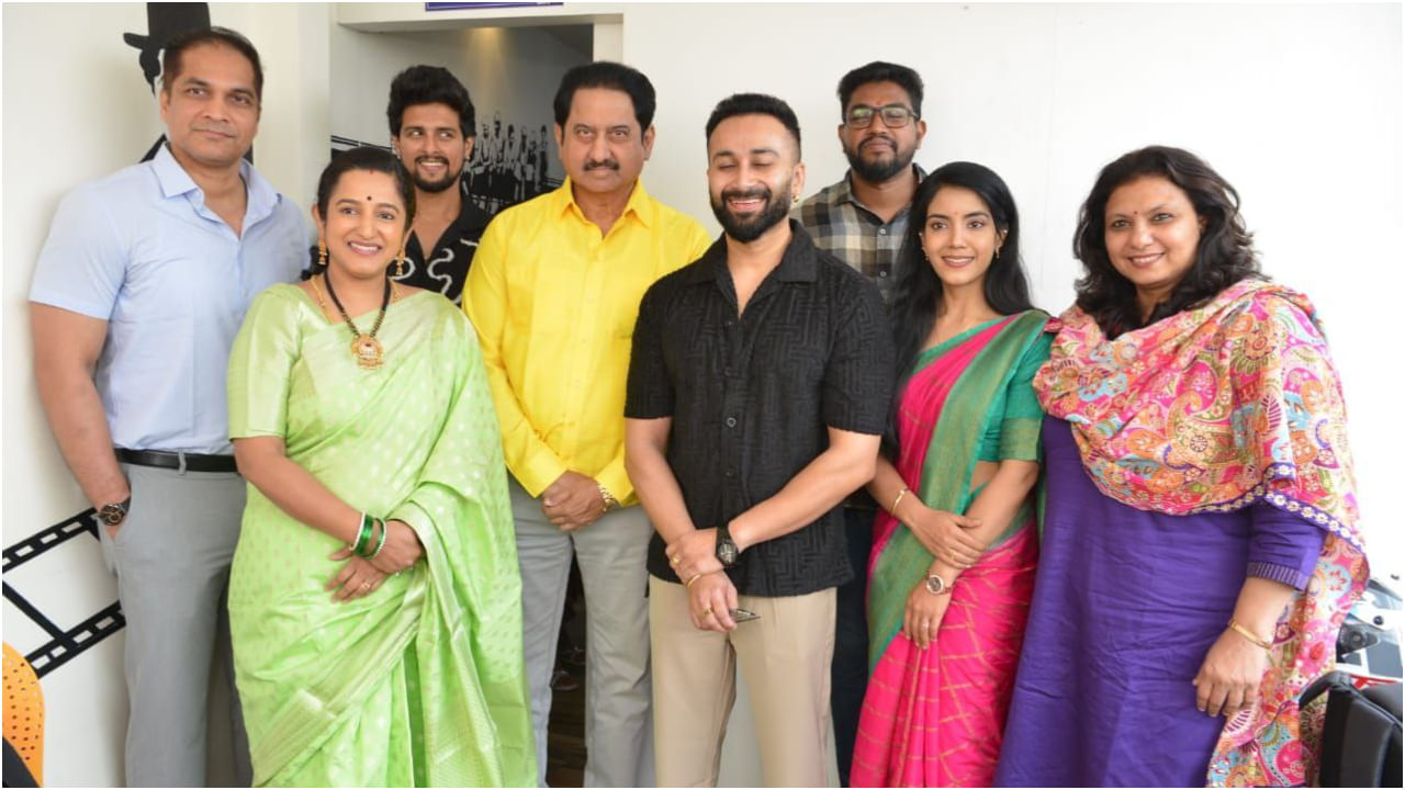Snehada Kadalalli Serial Team