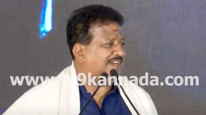 ಅನುದಾನ ನೀಡಬೇಕೆಂದು ಸಿದ್ದರಾಮಯ್ಯ ಮುಂದೆಯೇ ಬೀಗ ಬೈರತಿ ಸುರೇಶ್ ಕಾಲೆಳೆದ ವಿಶ್ವನಾಥ್! ಅನುದಾನ ನೀಡಬೇಕೆಂದು ಸಿದ್ದರಾಮಯ್ಯ ಮುಂದೆಯೇ ಬೀಗ ಬೈರತಿ ಸುರೇಶ್ ಕಾಲೆಳೆದ ವಿಶ್ವನಾಥ್!